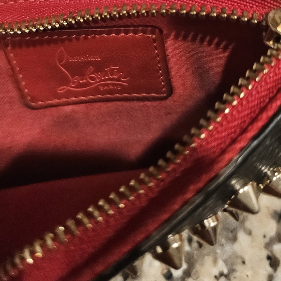Christian Louboutin Coin Pouch with ID/card holders - Picture 4 of 5